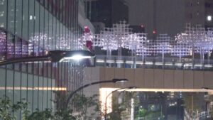 マジ軟派、初撮。 2139 女子会終わりのムラムラ女子は巻き髪ポニーテールと安産型デカ尻を揺らして男を誘う！ナンパ歓迎体制としか思えないニコニコ笑顔が激ピスを喰らって必死のイキ顔に！パイパンま●こでバイブもち○こも咥えこんでキャン鳴き大満足！