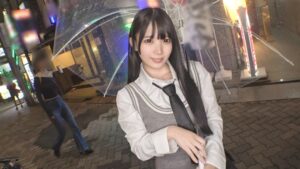 マジ軟派、初撮。 2144 10代にしか見えない！低身長ミニマム童顔妹系女子がカメラに向かって潮大噴射！！ギュウギュウ締め付けてくるチビまんをデカチンで壊れそうなほど突きまくる！小柄ボディならではのアクロバティック体位も！