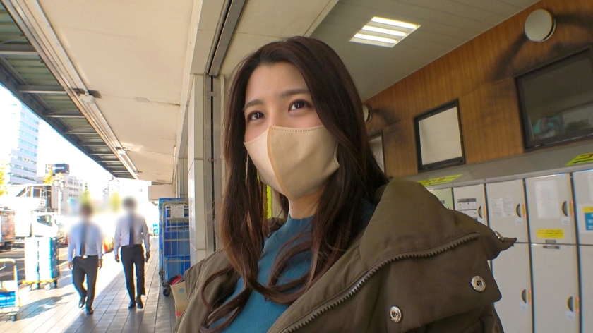 マジ軟派、初撮。 1898 【安産型のおっとりお姉さん】話し方や仕草が色っぽくて引き込まれる雰囲気！感じるフェザータッチの仕方から流れるようにSEXへ！大きくてスベスベでプリッとハリのあるすっごいお尻がピストンのたびに波打つ！バックや背面騎乗位のシーンはマジで必見！！