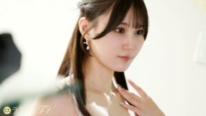 【裸女神】現役モデルが初めて全てを晒け出す…裸になった彼女は信じられないほど肌が白くて、神秘的だった…人生で一番気持ち良いセックスに、極上白柔肌が紅潮し絶頂を繰り返す。 ラグジュTV 1853